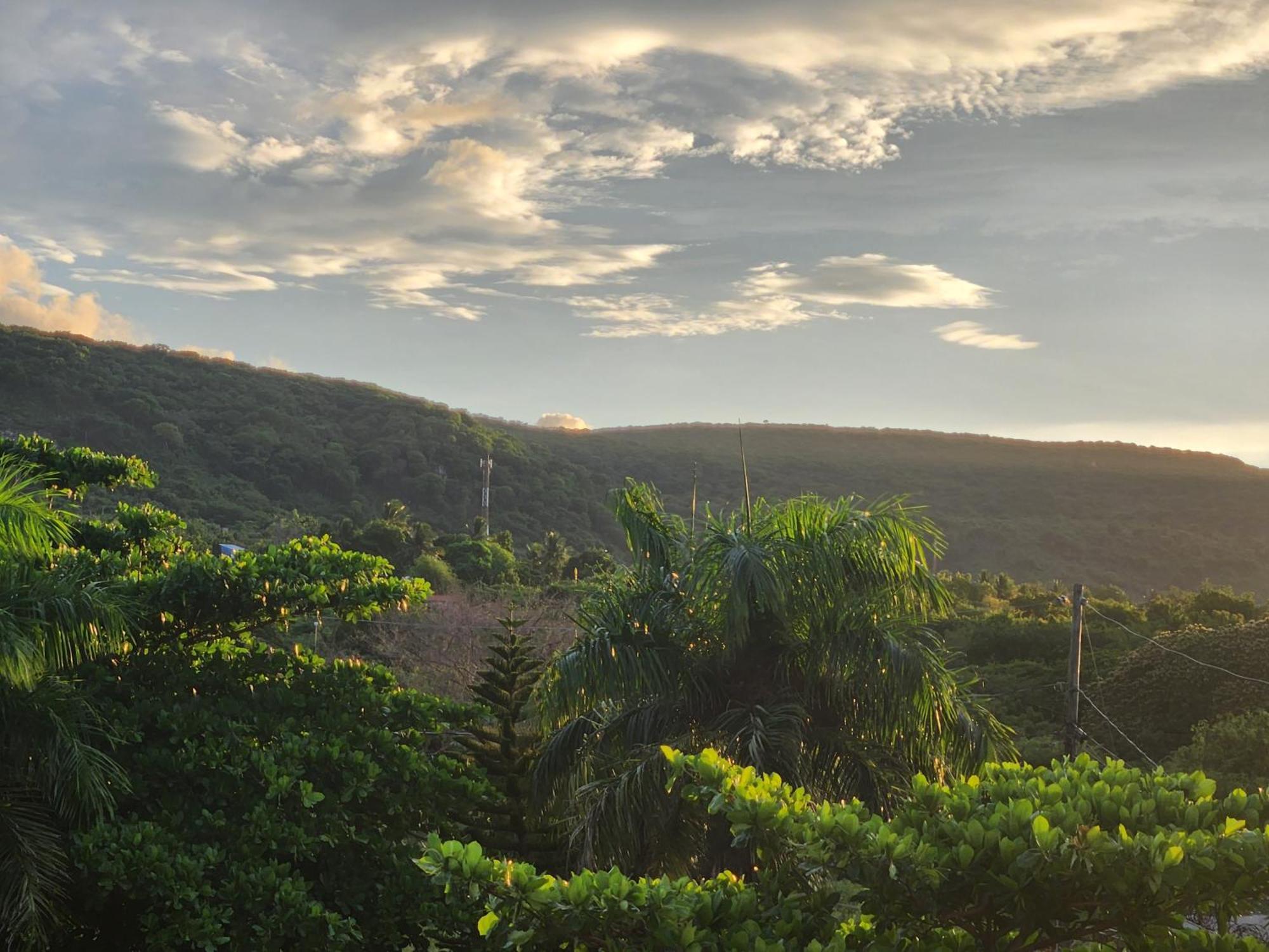 Ph Apartment With Bay And Mountain Views, With Private Rooftop, Fast Wifi, Ac, Near Saladilla Beach In Barahona 외부 사진